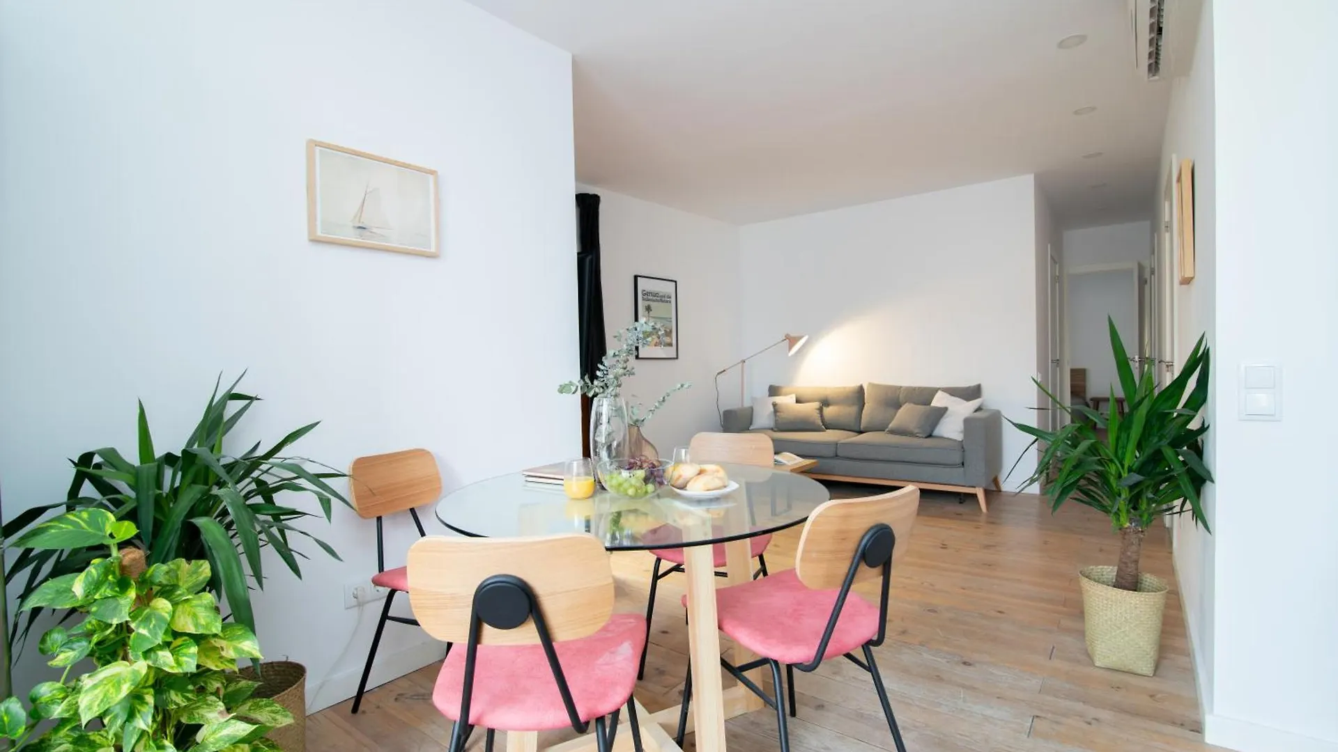 Unique Living Born Apartments & Studios Barcelona