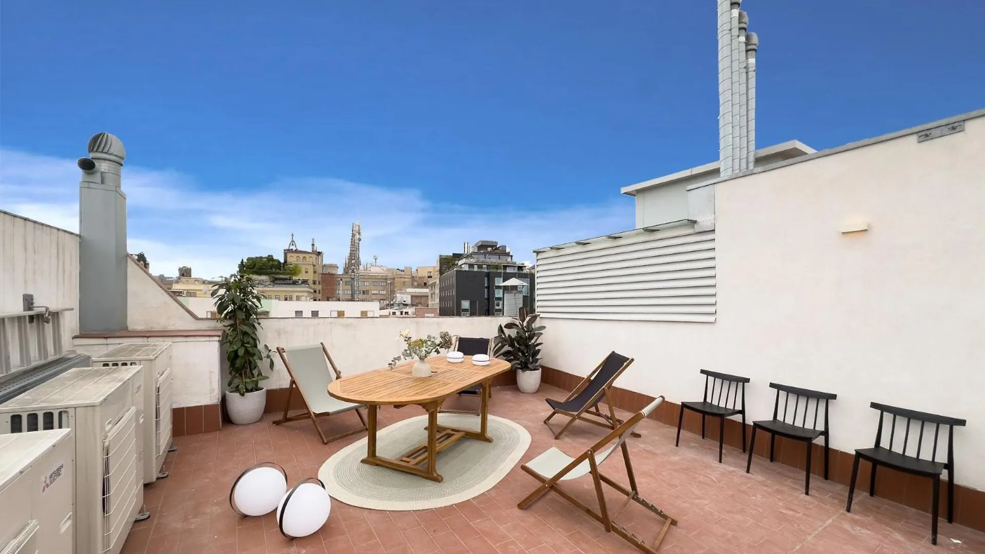 Unique Living Born Apartments & Studios Barcelona 0*,