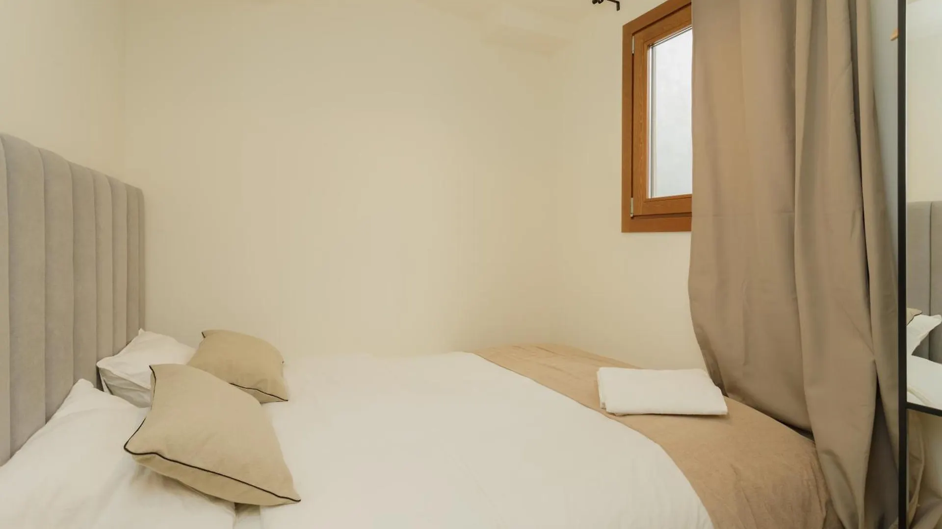 Unique Living Born Apartments & Studios Barcelona