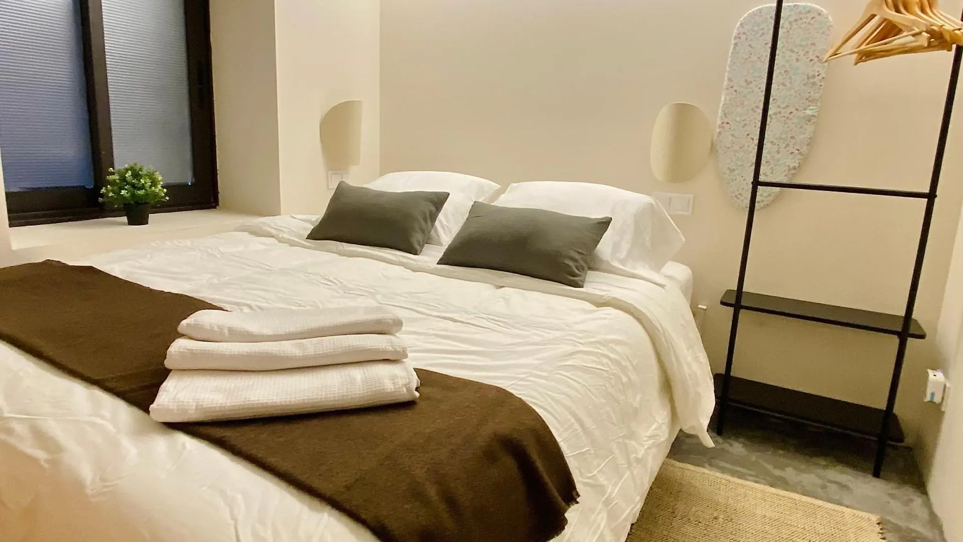 Unique Living Born Apartments & Studios Barcelona
