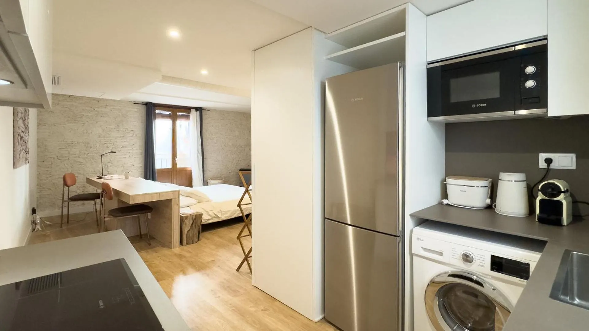 Unique Living Born Apartments & Studios Barcelona