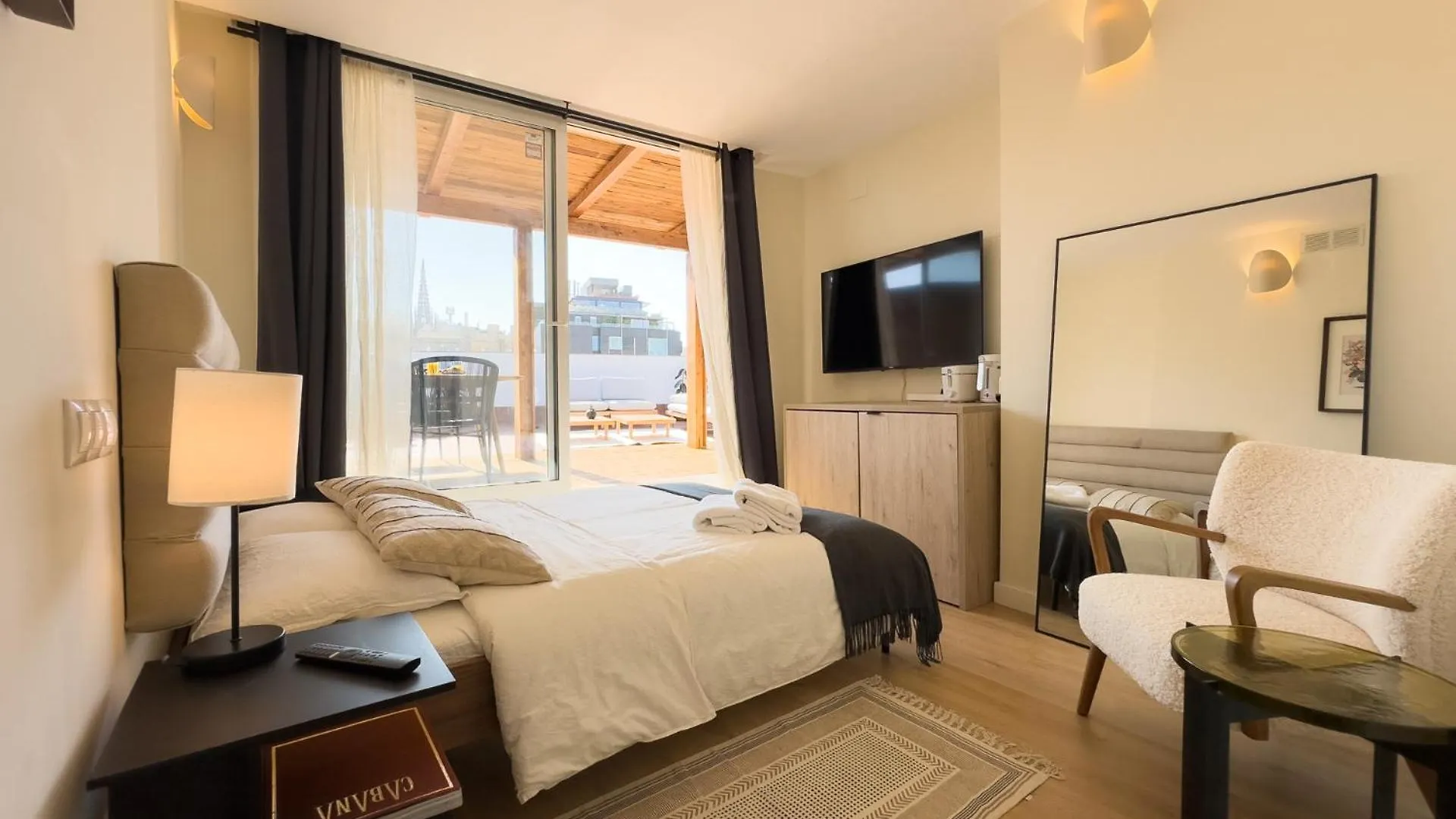 Unique Living Born Apartments & Studios Barcelona