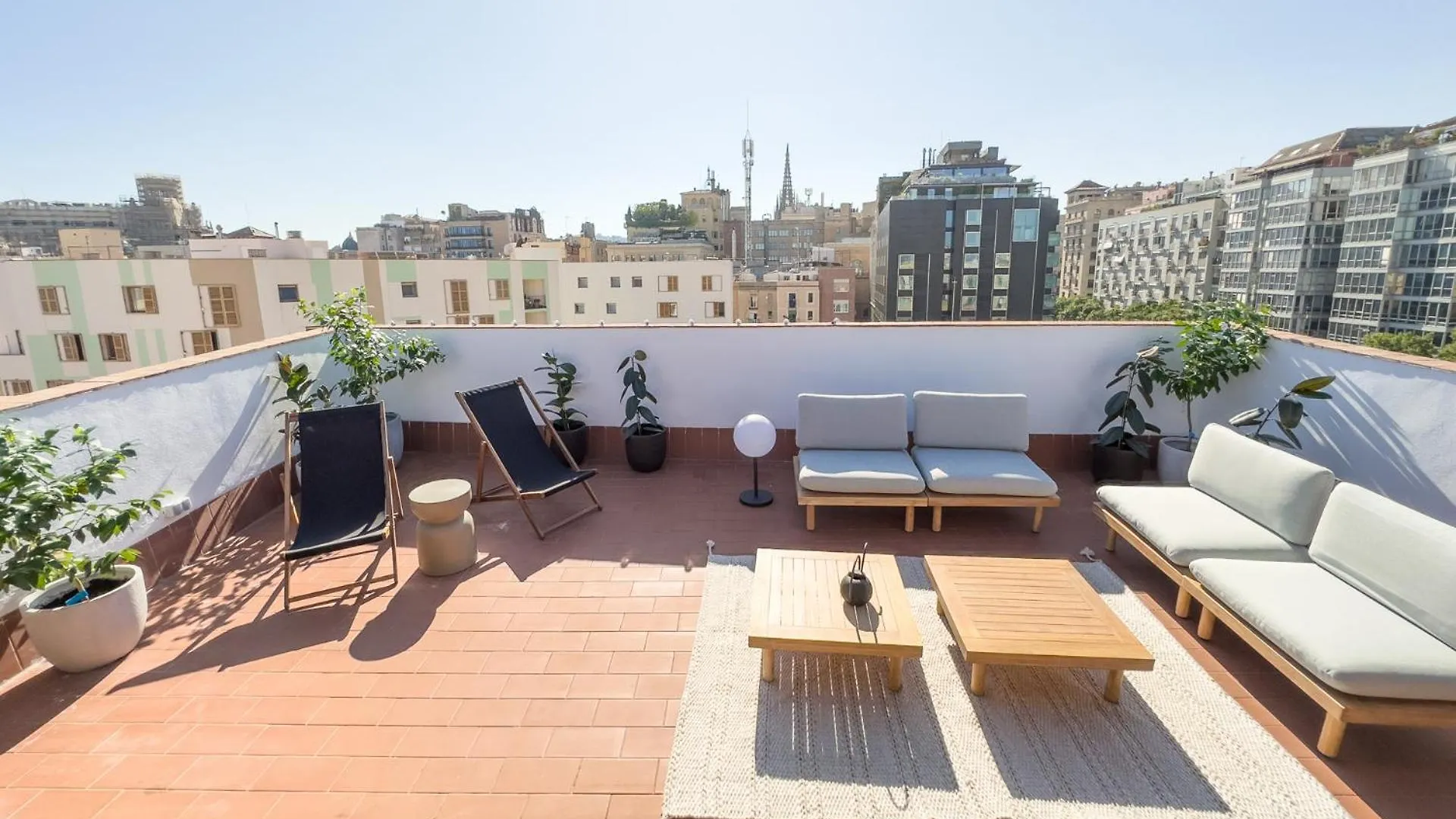 Unique Living Born Apartments & Studios Barcelona