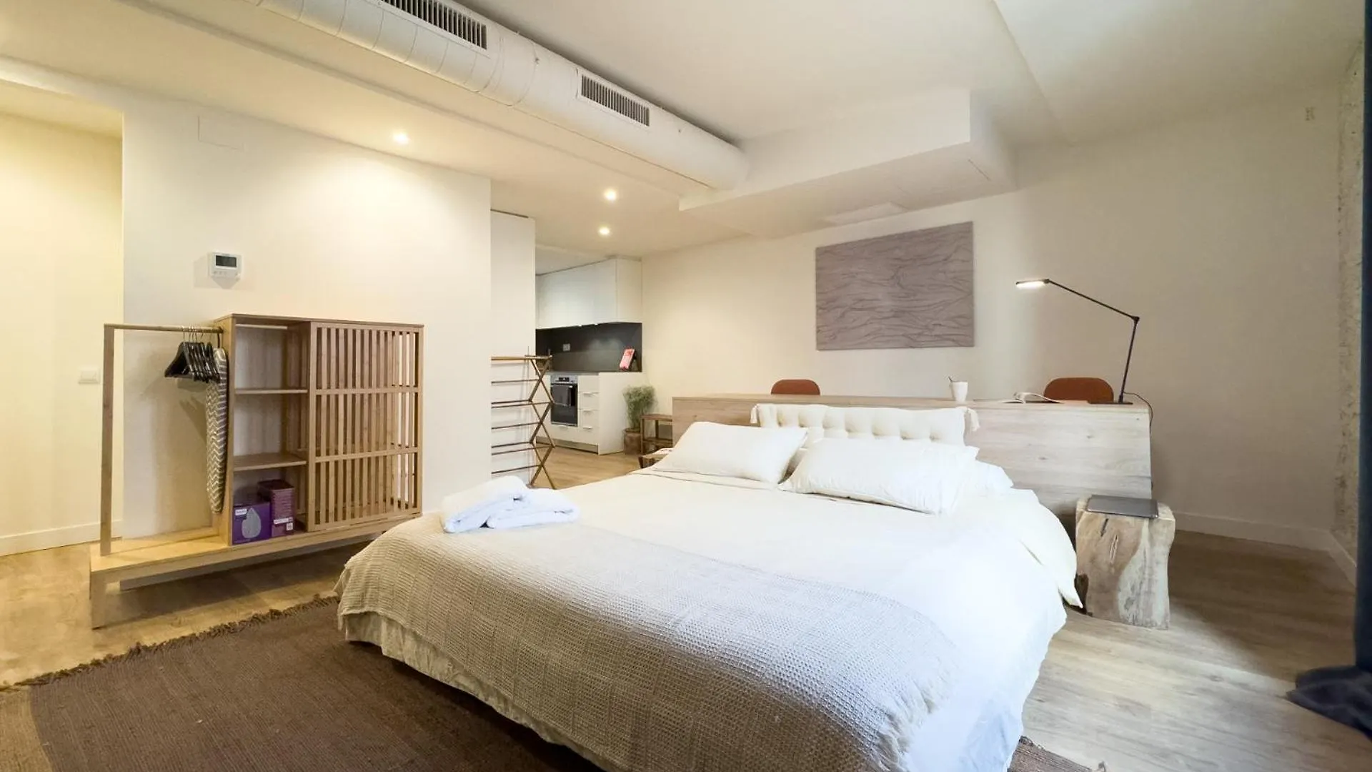 Unique Living Born Apartments & Studios Barcelona Spain